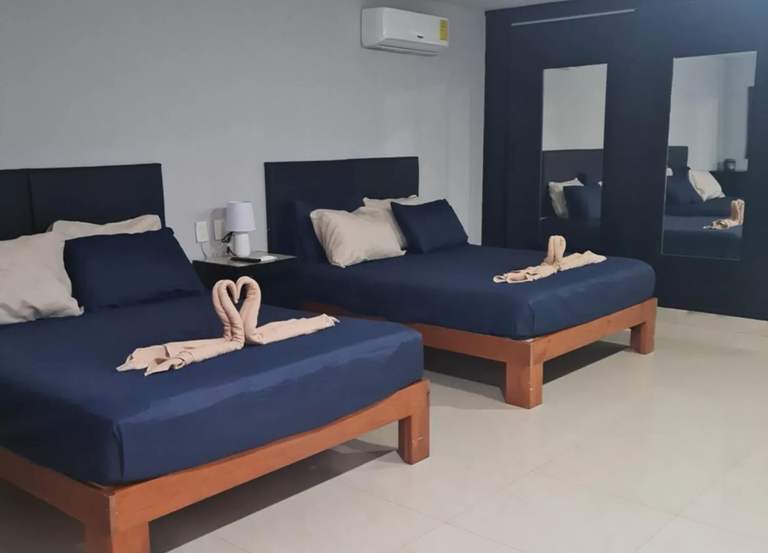 Studio 501 en edificio vanessa 42 a 5 min de la 5ta y playa Playa del Carmen Apartamento